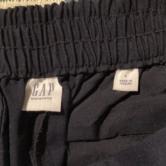GAP Maternity slacks with elastic waist - Picture 2 of 9